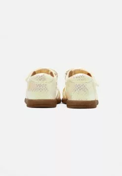 Friboo Sandalen - White -Frib Kleding Winkel 1ddaf3d4d51948fca8d49c6ebb8440d4