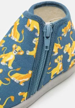 Friboo Disney The Lion King Simba - Pantoffels - Blue 11 Friboo Disney The Lion King Simba - Pantoffels - Blue -Frib Kleding Winkel 1e3bb5ecb5334a09b594eb4f77b7d41b