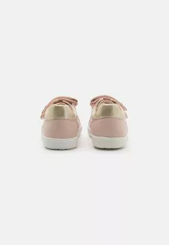 Friboo Sneakers Laag - Light Pink -Frib Kleding Winkel 454d42fbac0943259c1d693e15808e16