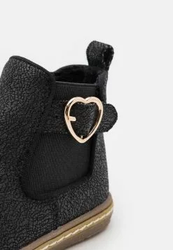 Friboo Korte Laarzen - Black 11 Friboo Korte Laarzen - Black -Frib Kleding Winkel 479aef6e2d0346e7bcb0456f4e766a74