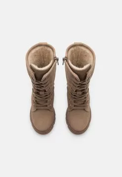 Friboo Leather - Veterlaarzen - Taupe -Frib Kleding Winkel 8299c979679b4df88e8d93807c503565