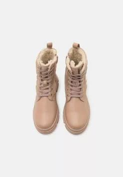 Friboo Leather - Veterboots - Nude 9 Friboo Leather - Veterboots - Nude -Frib Kleding Winkel 8e60ee29fbb24b5a8fe5a525270c76c7