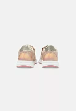 Friboo Sneakers Laag - Rose Gold -Frib Kleding Winkel 90e8baacd4644dbfb32855e10d9c643a