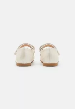 Friboo Ballerina'S - White 8 Friboo Ballerina'S - White -Frib Kleding Winkel 98ff651805e74b2994277ebc738f89d3