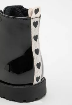 Friboo Korte Laarzen - Black -Frib Kleding Winkel a224016b28df4fe0a9ab09d70070c8e8