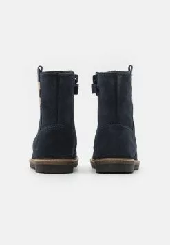 Friboo Korte Laarzen - Dark Blue 8 Friboo Korte Laarzen - Dark Blue -Frib Kleding Winkel af2177c34f364855b8d8306bebd3ae5e