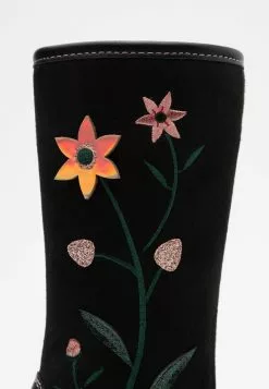 Friboo Laarzen - Black -Frib Kleding Winkel b221f96e89cd4a399198fc6f52f6bdbd