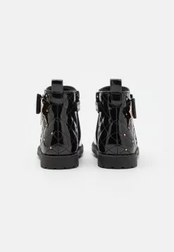 Friboo Korte Laarzen - Black -Frib Kleding Winkel d6d72b93f4214917a0d95f711504225c